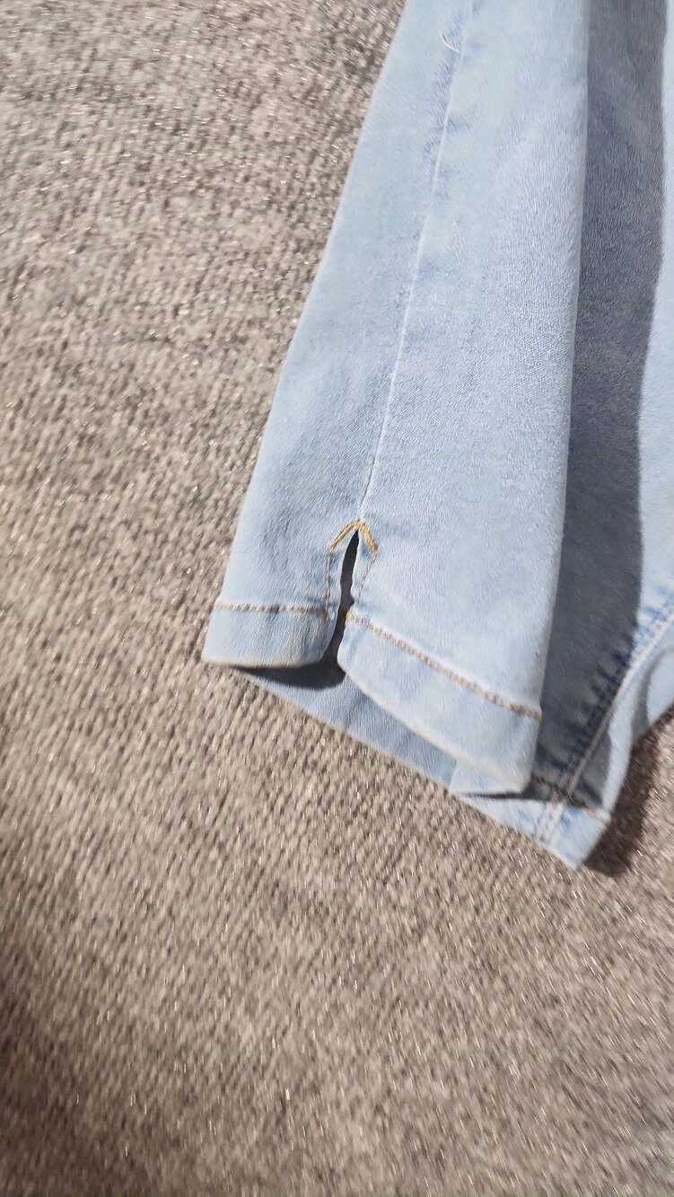 Curve Appeal Light Wash Denim Shorts Capri Jeans Size 14/32 - Picture 7 of 9